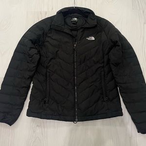 The North Face black puffer jacket 550 SZ Medium